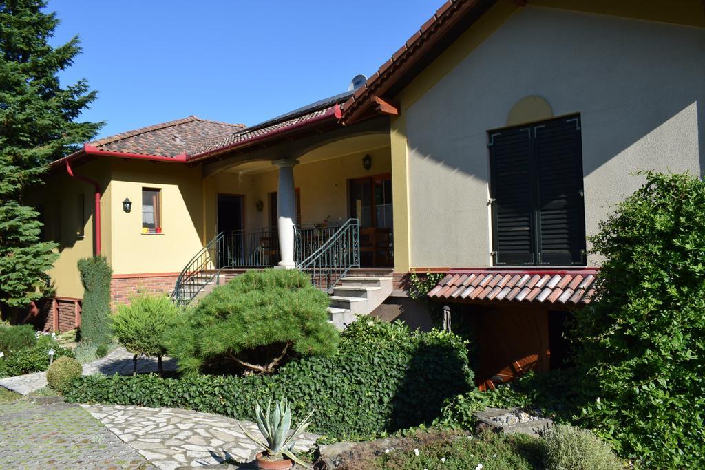 Bundi Vendégház Kehidakustány Exterior foto